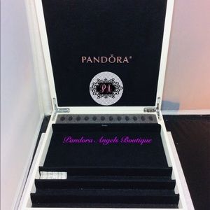 Pandora Jewelry - Pandora Leather Jewelry Storage Boc Pandora Jewelry - Pandora Leather Jewelry Storage Boc